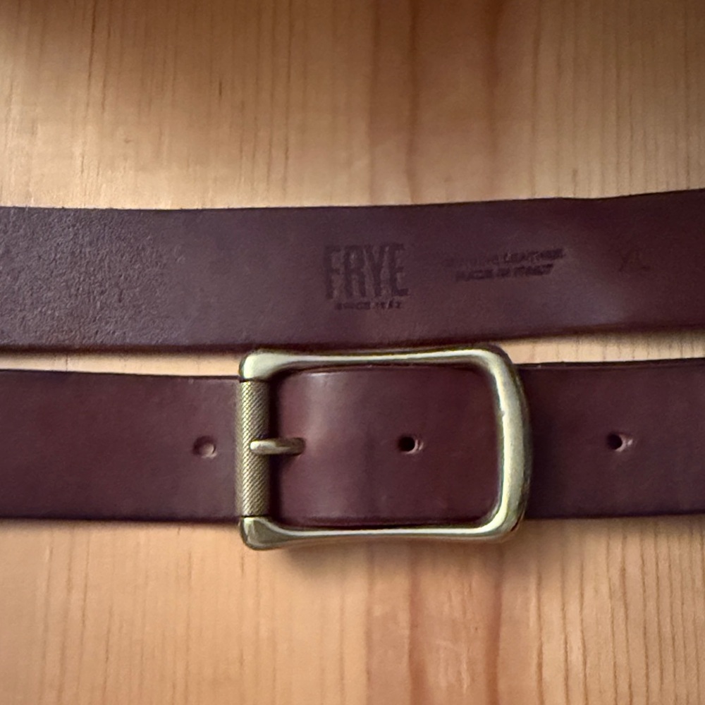 Frye Brown Leather Belt w/ vintage brass Buckle XL MADE IN ITALY Worn once only